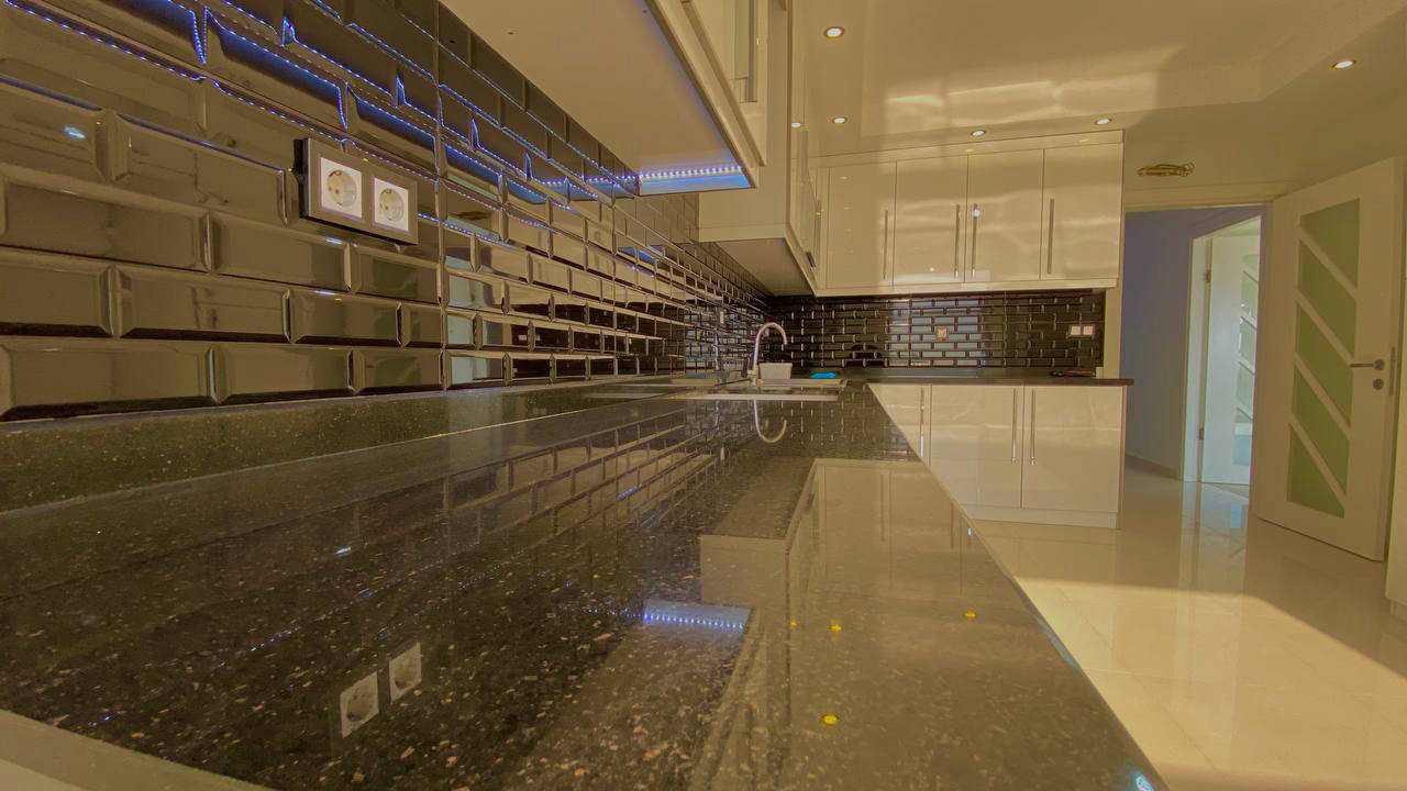 Квартира, 2799 м², 330 000$ — FAKTOR