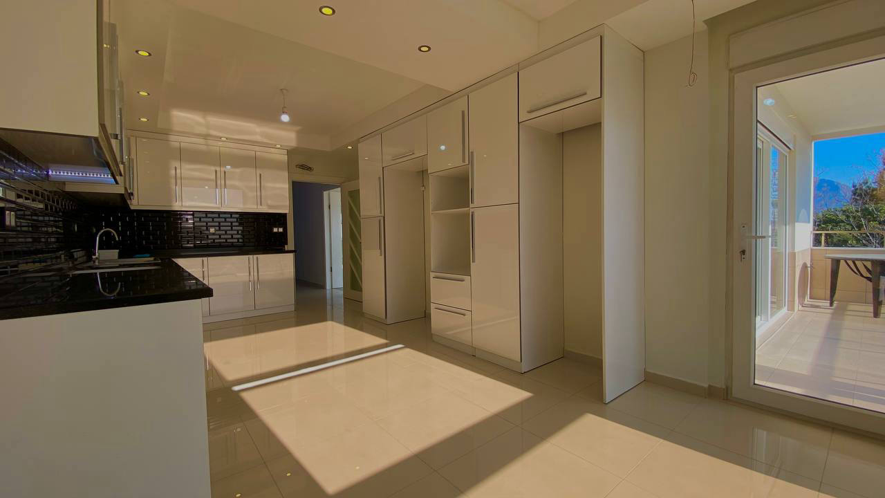 Квартира, 2799 м², 330 000$ — FAKTOR