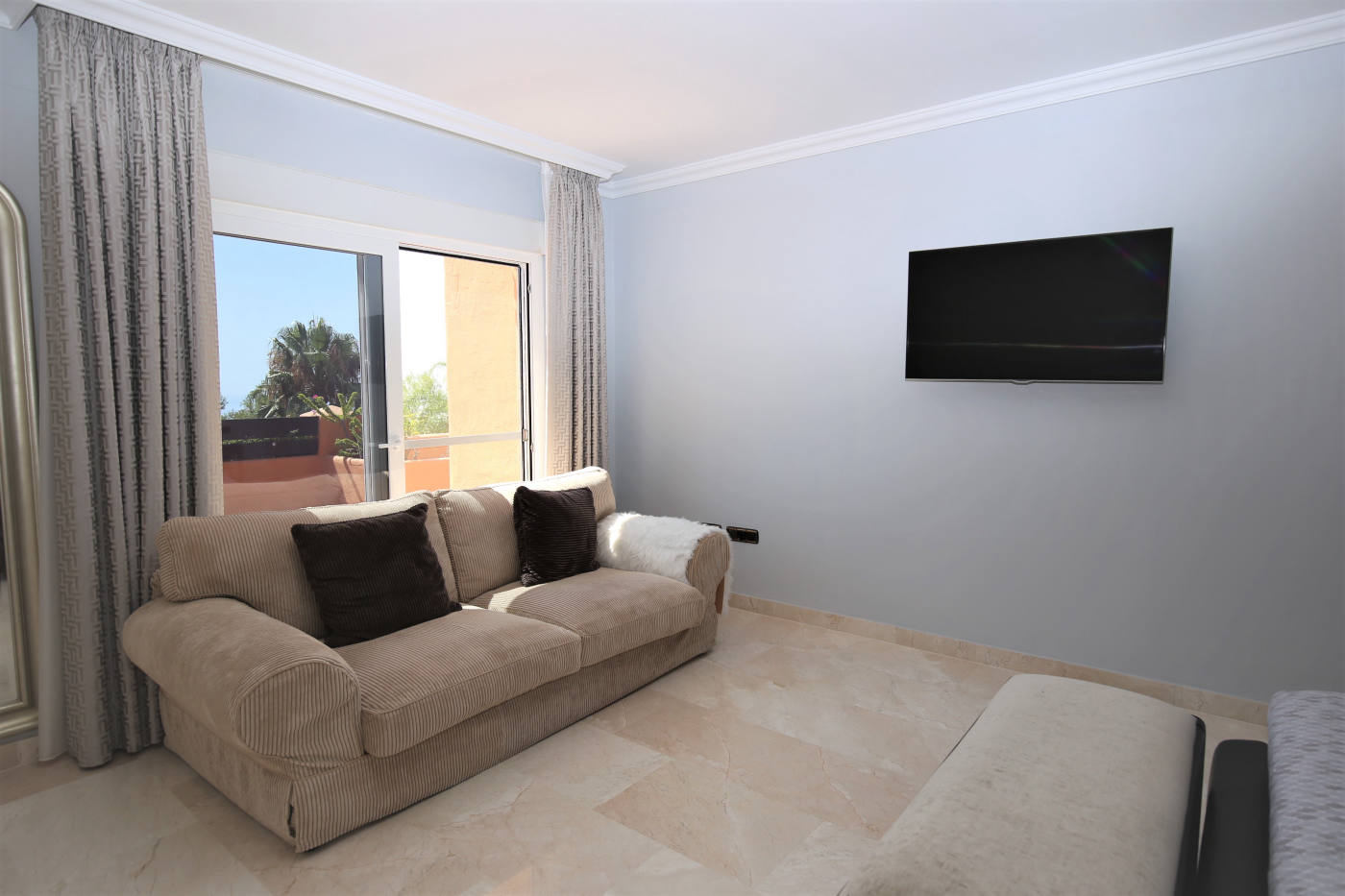 Квартира, 2508 м², 1 617 792$ — FAKTOR