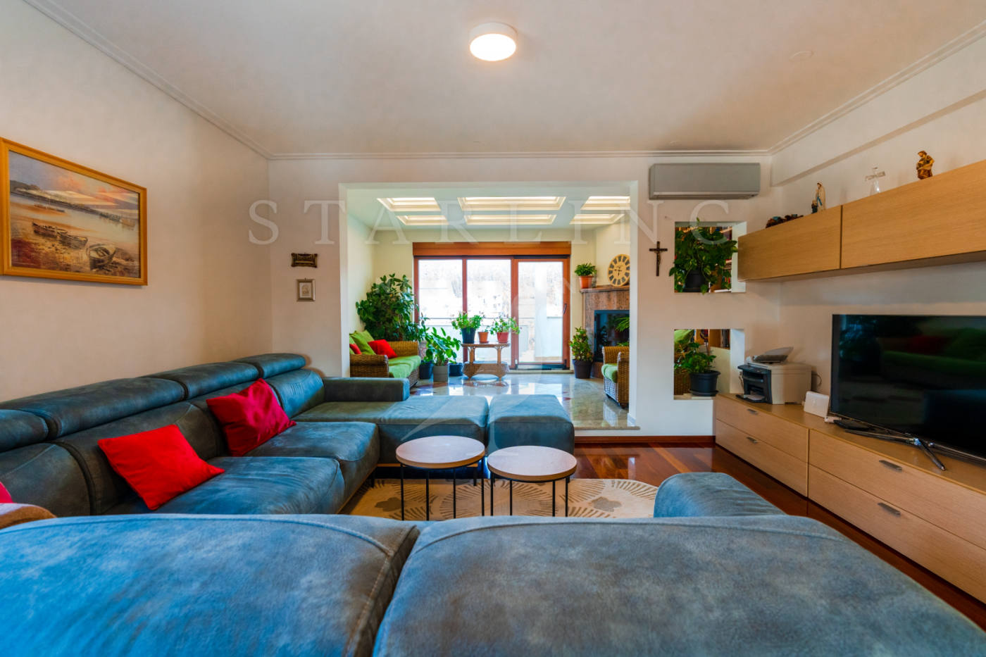 Квартира, 2046 м², 586 636$ — FAKTOR