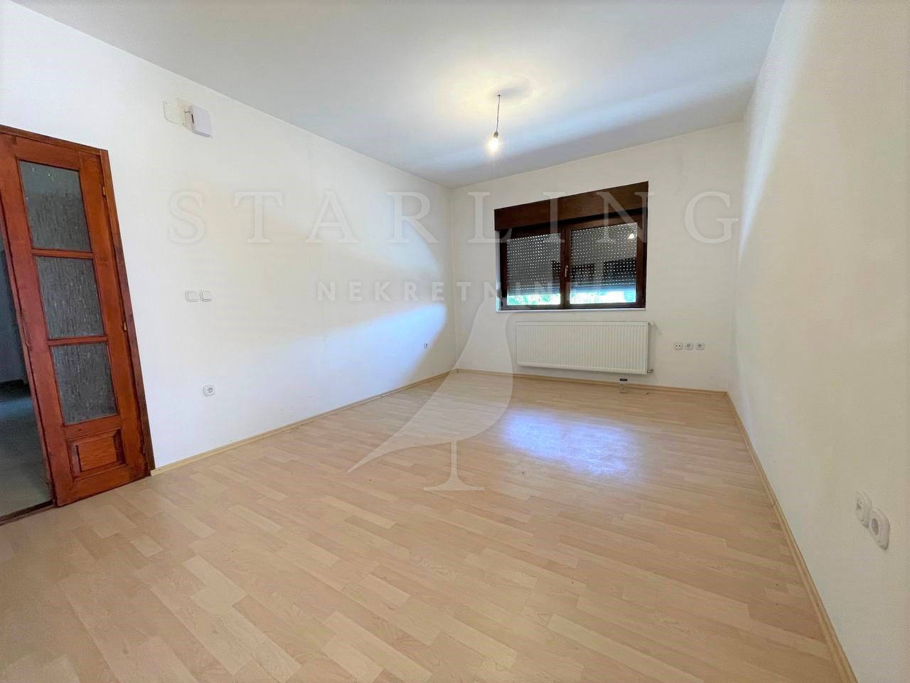 Квартира, 1109 м², 199 346$ — FAKTOR