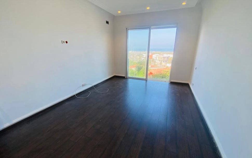 Квартира, 1884 м², 480 000$ — FAKTOR
