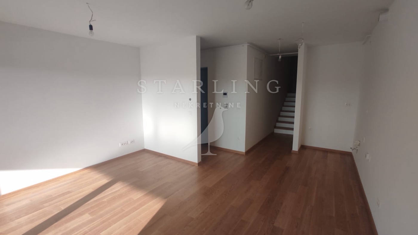 Квартира, 926 м², 298 651$ — FAKTOR