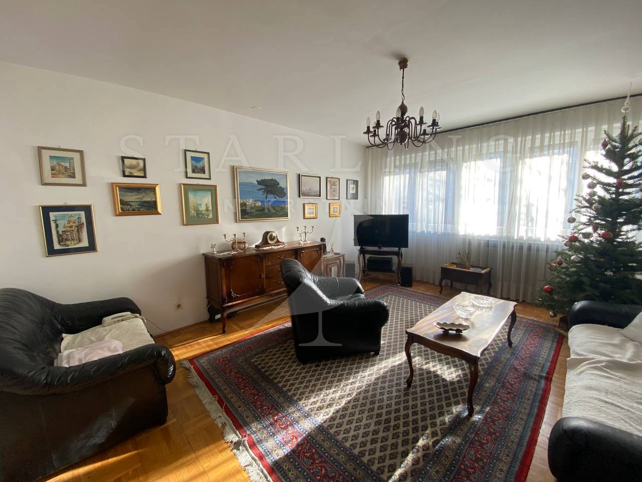 Квартира, 1088 м², 316 886$ — FAKTOR