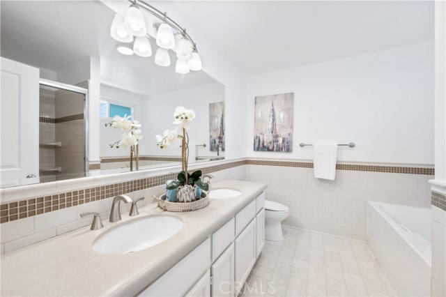 Квартира, 2055 м², 1 129 000$ — FAKTOR