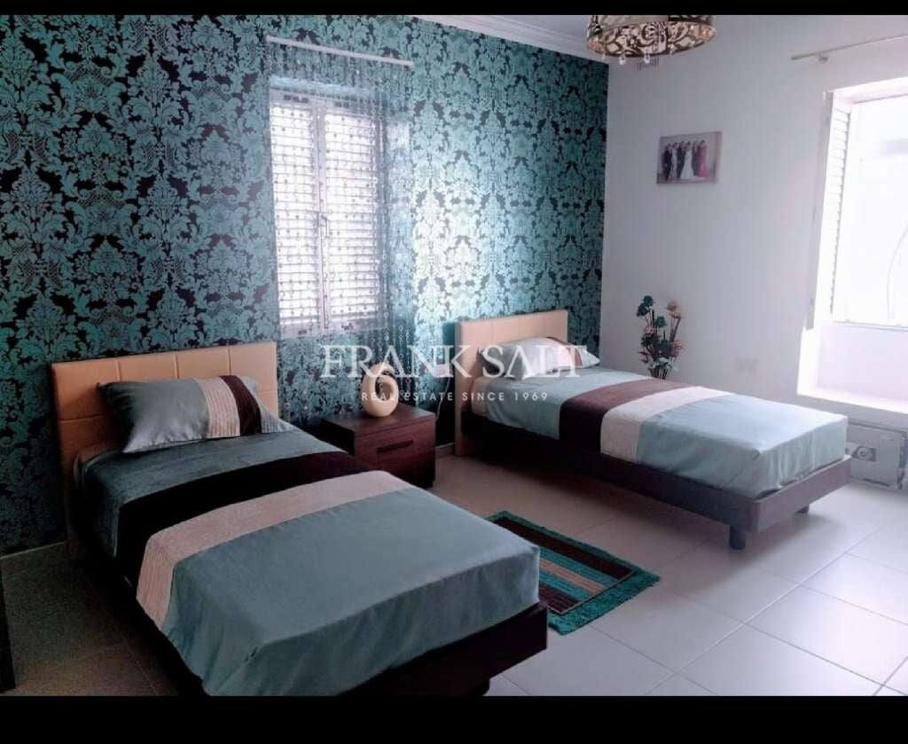 Квартира, 1184 м², 575 000$ — FAKTOR