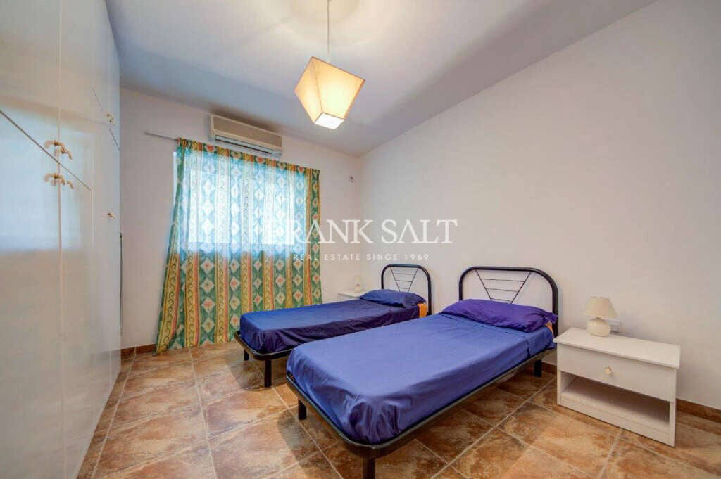 Квартира, 1711 м², 570 000$ — FAKTOR