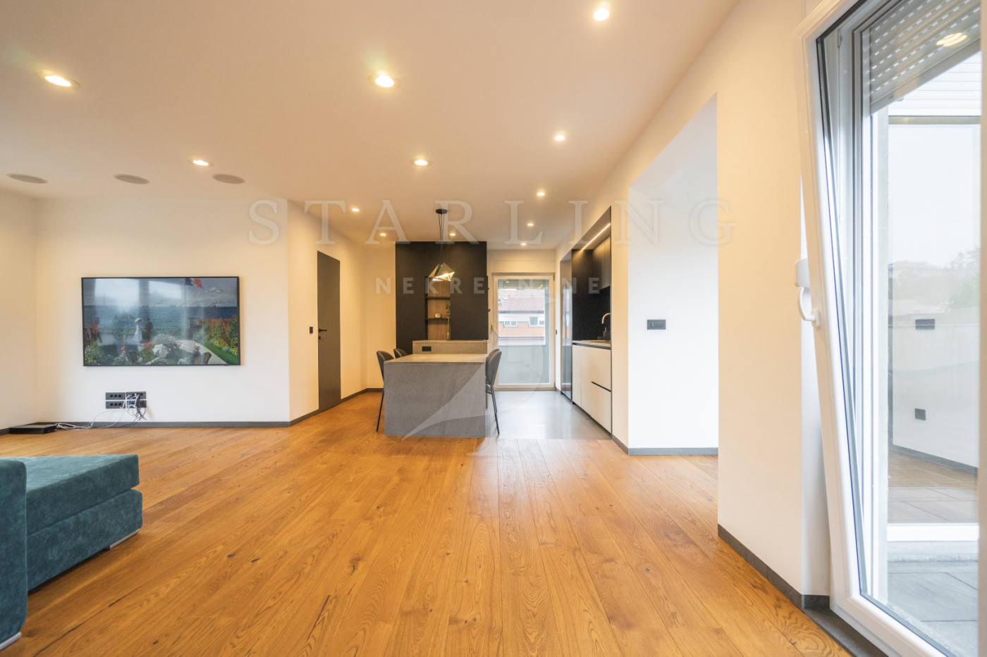 Квартира, 1120 м², 416 277$ — FAKTOR