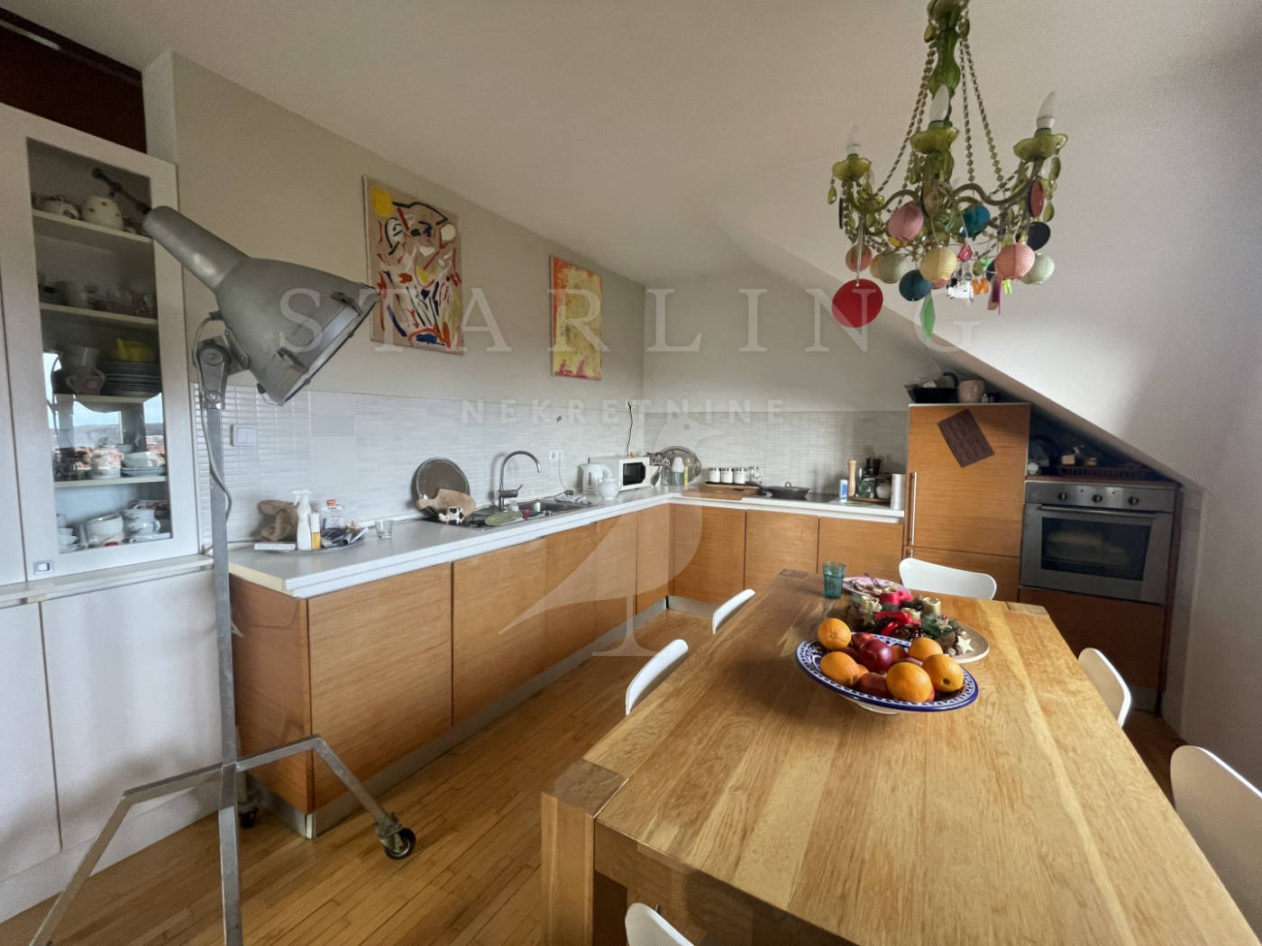 Квартира, 1228 м², 297 180$ — FAKTOR