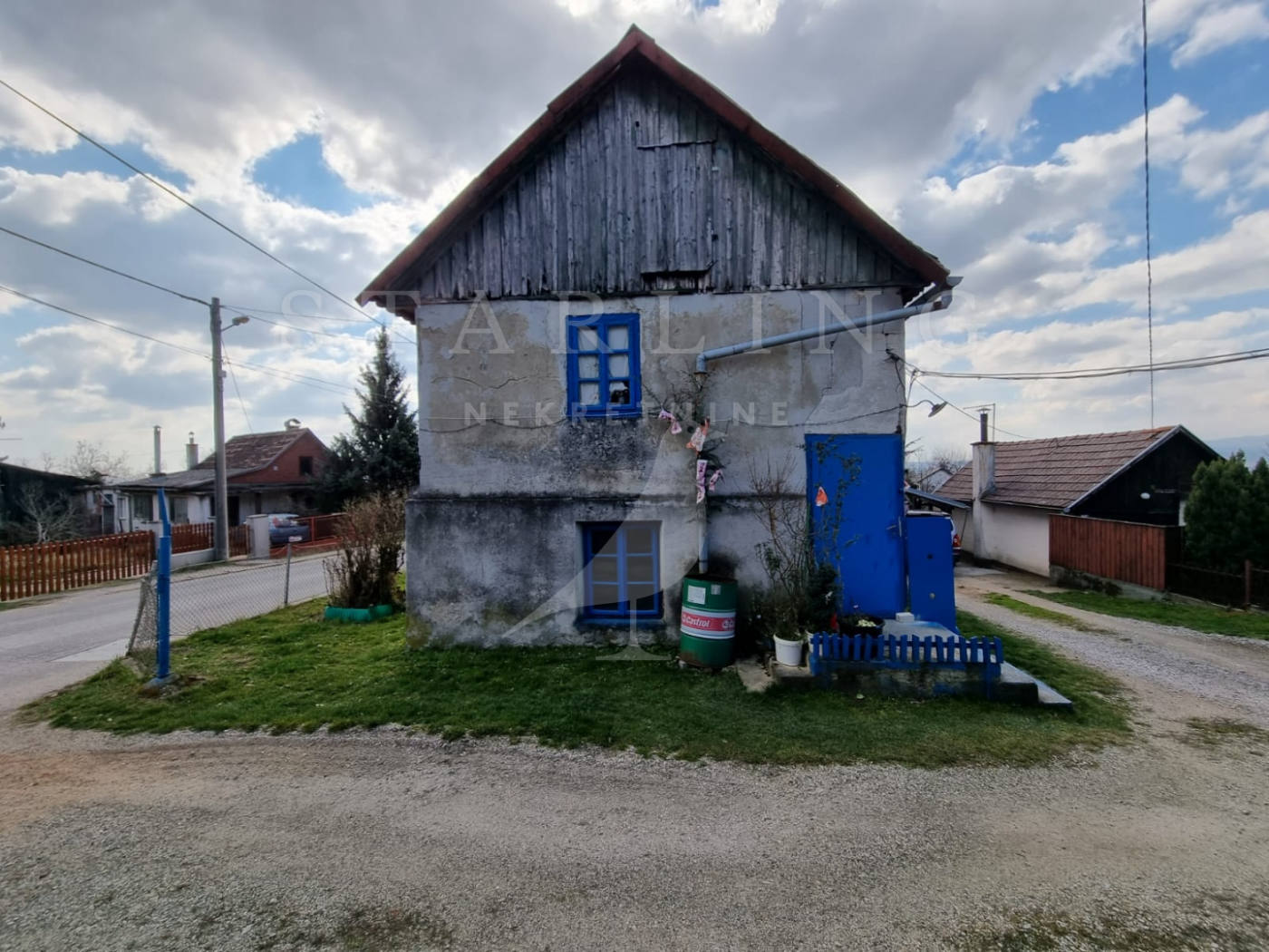 Дом, 1302 м², 105 877$ — FAKTOR