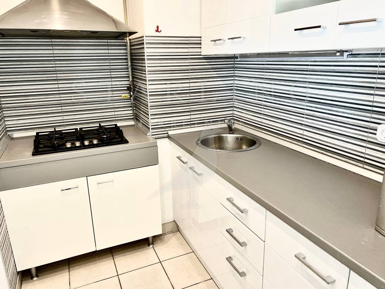 Квартира, 1002 м², 237 265$ — FAKTOR