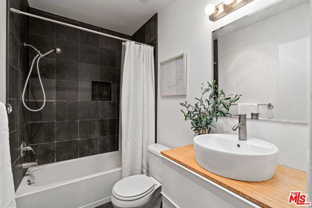 Квартира, 662 м², 749 000$ — FAKTOR