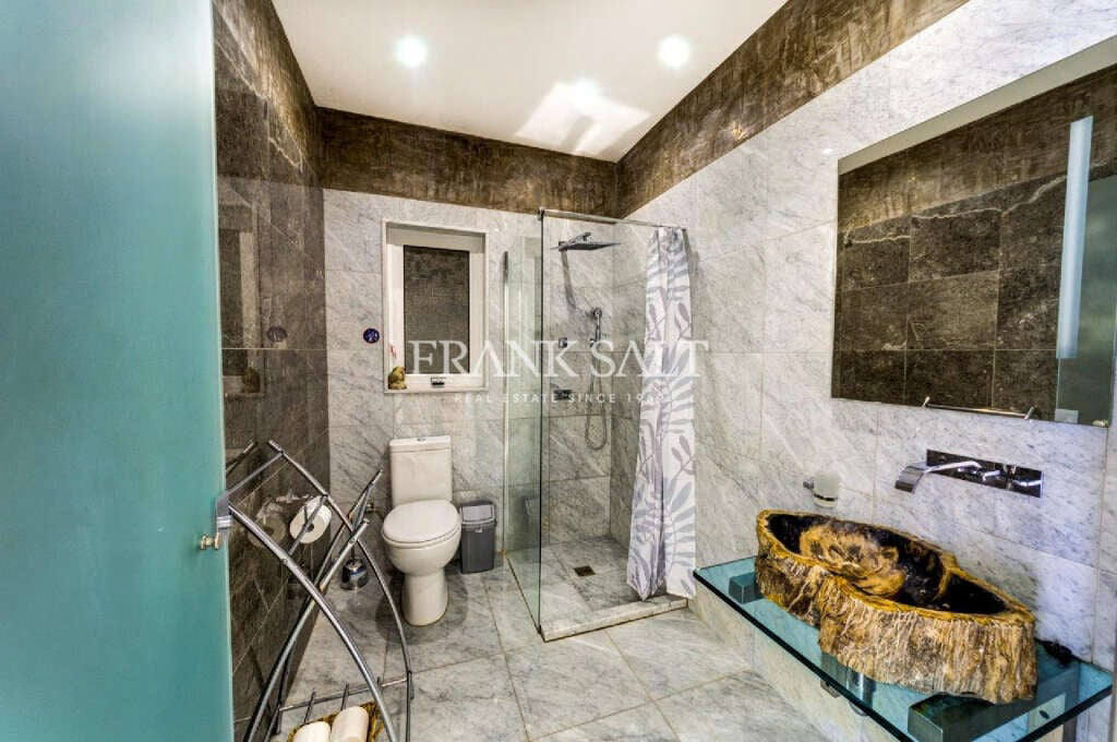 Квартира, 1292 м², 1 275 000$ — FAKTOR