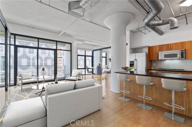 Квартира, 1090 м², 720 000$ — FAKTOR