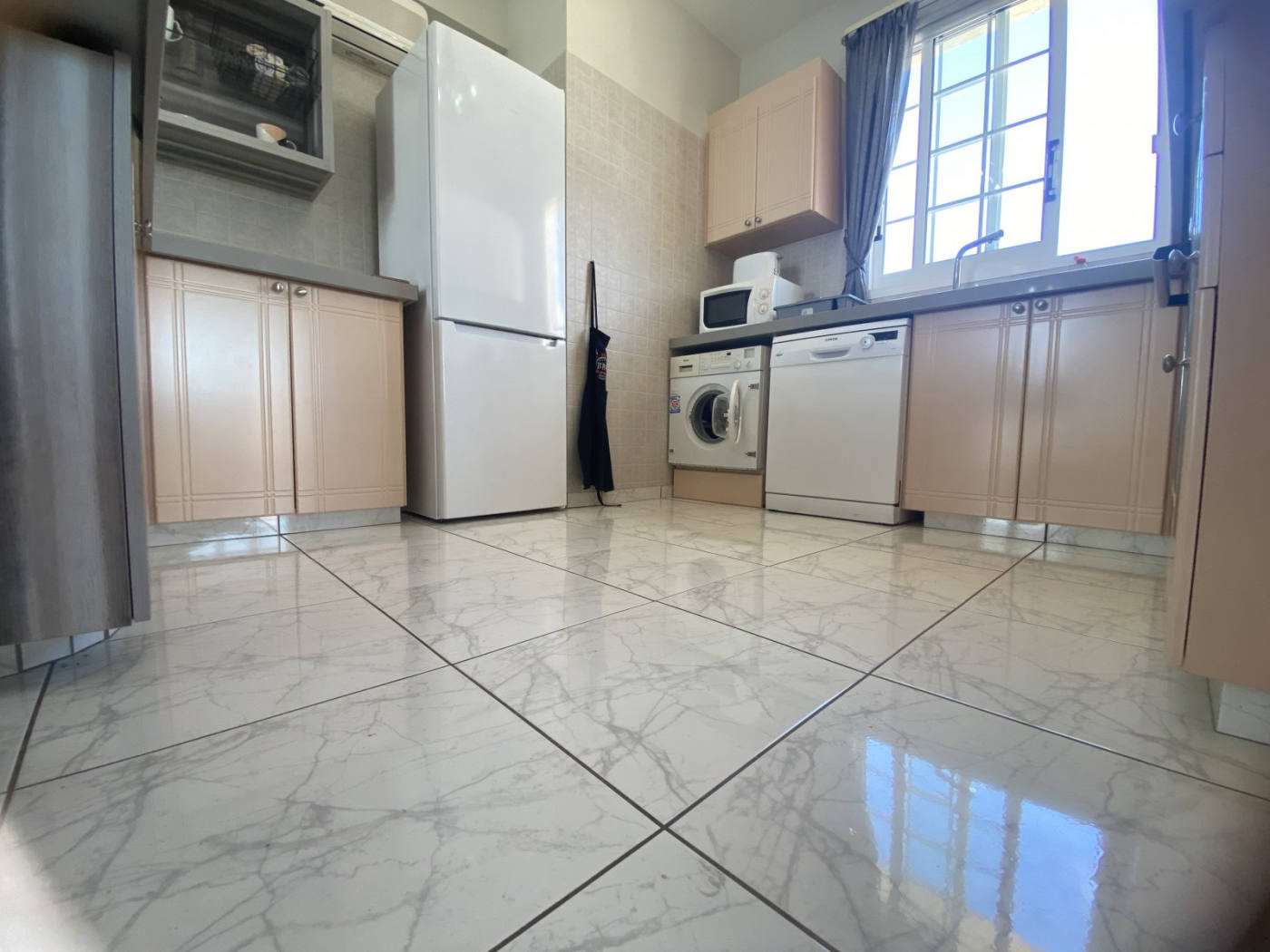 Квартира, 732 м², 250 000$ — FAKTOR