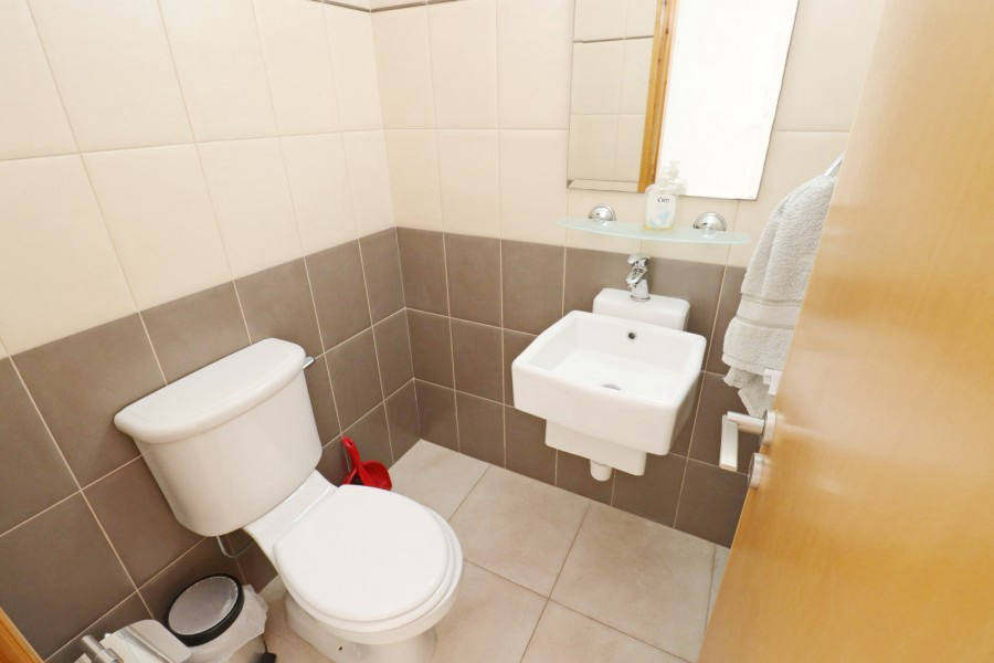Квартира, 1173 м², 275 000$ — FAKTOR