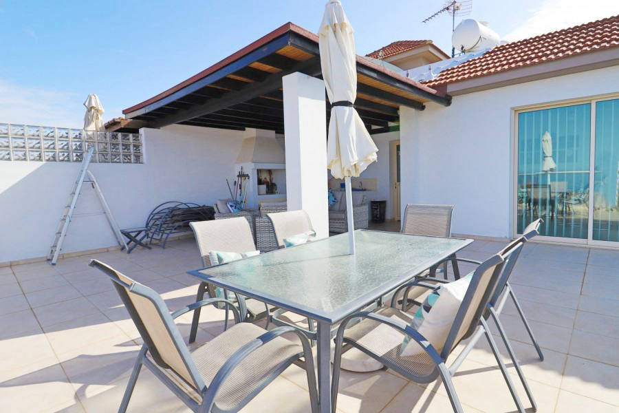 Квартира, 1173 м², 275 000$ — FAKTOR