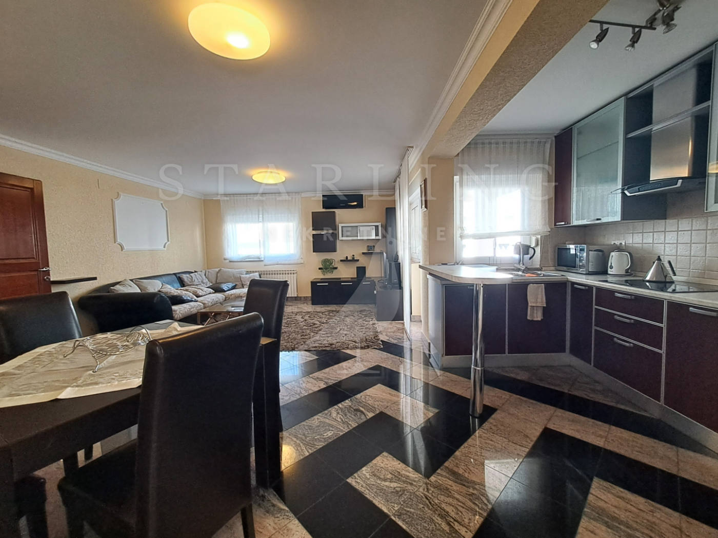 Квартира, 1163 м², 219 268$ — FAKTOR