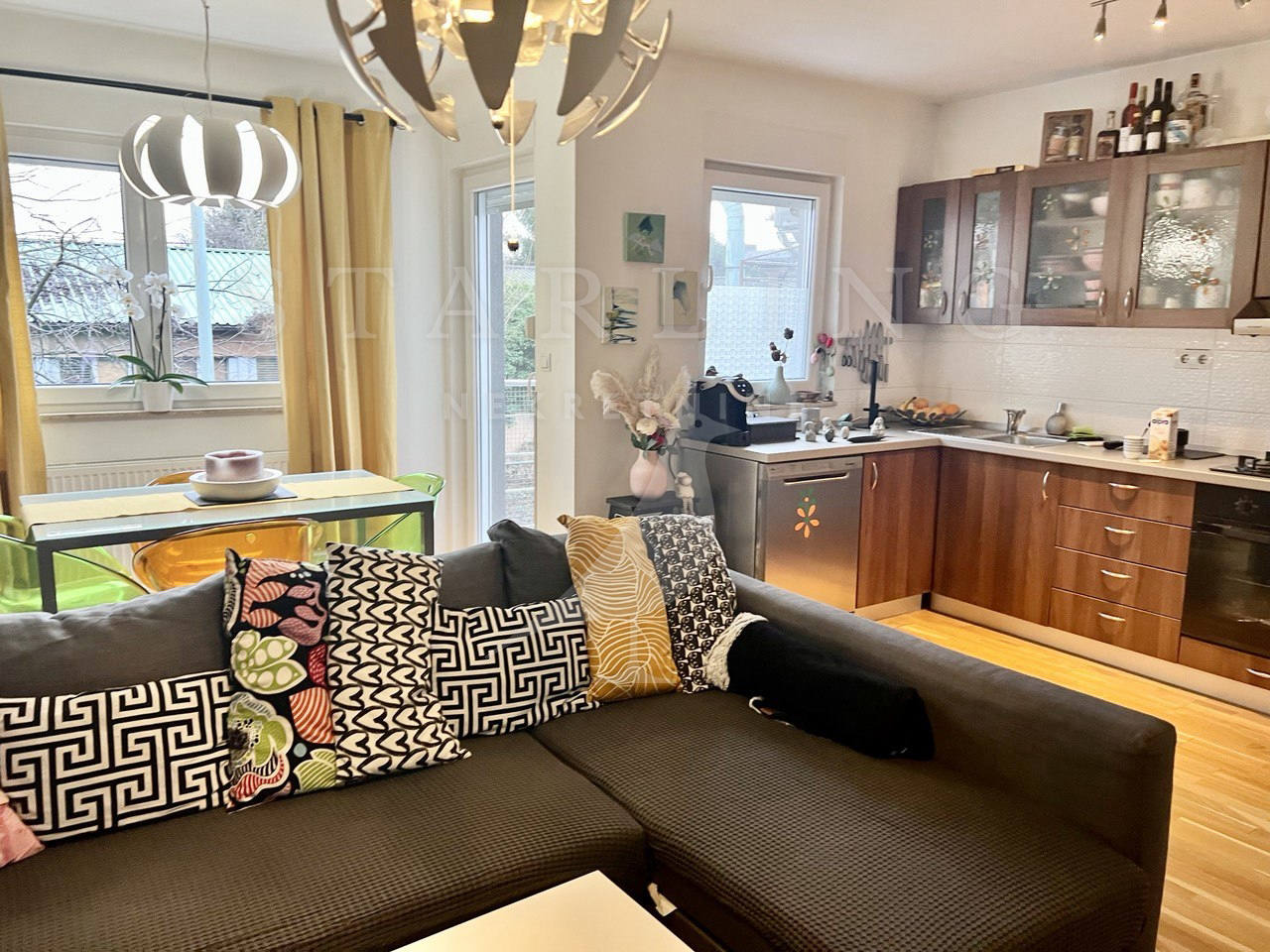 Квартира, 463 м², 200 418$ — FAKTOR