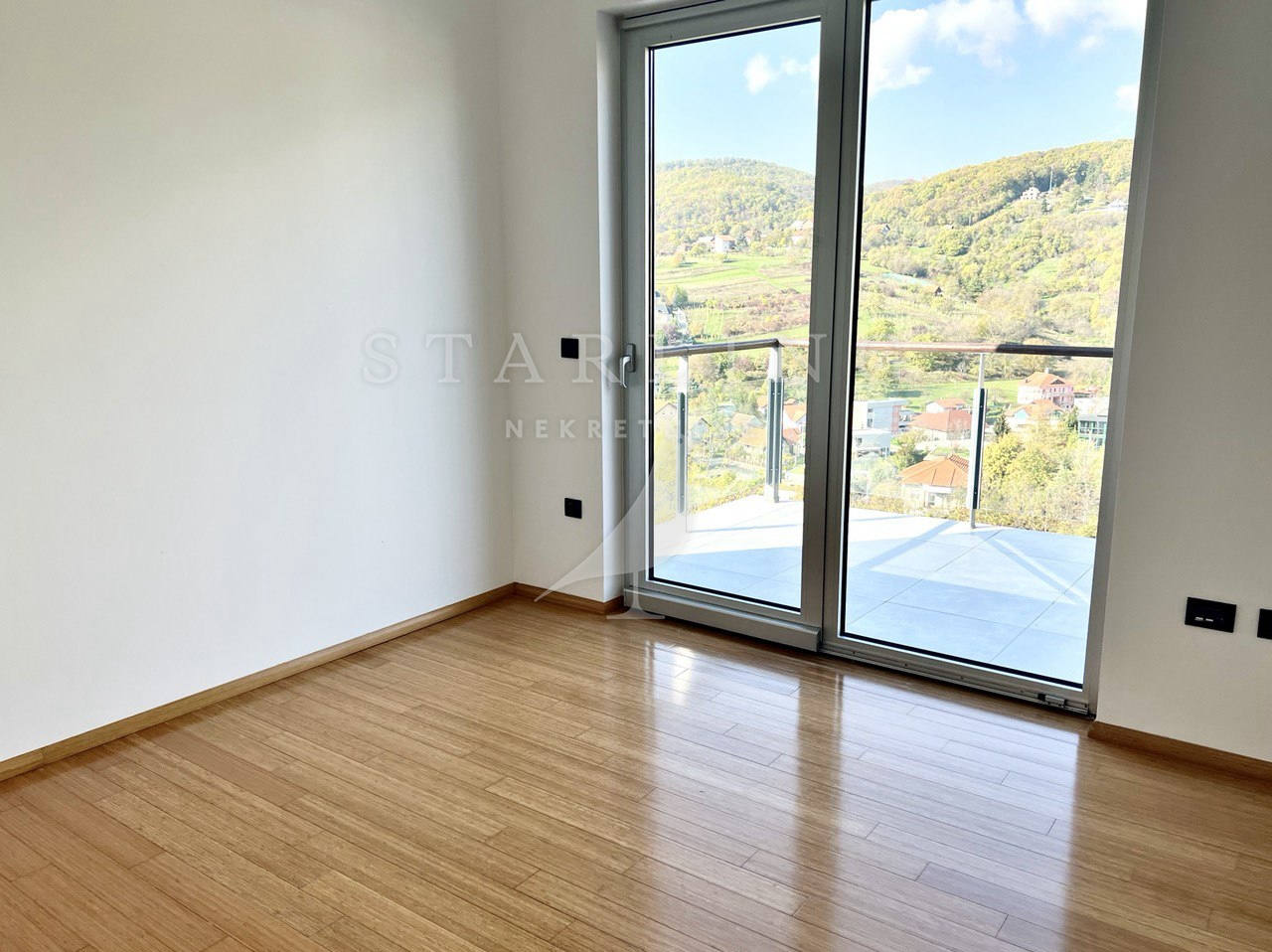 Квартира, 1055 м², 369 170$ — FAKTOR