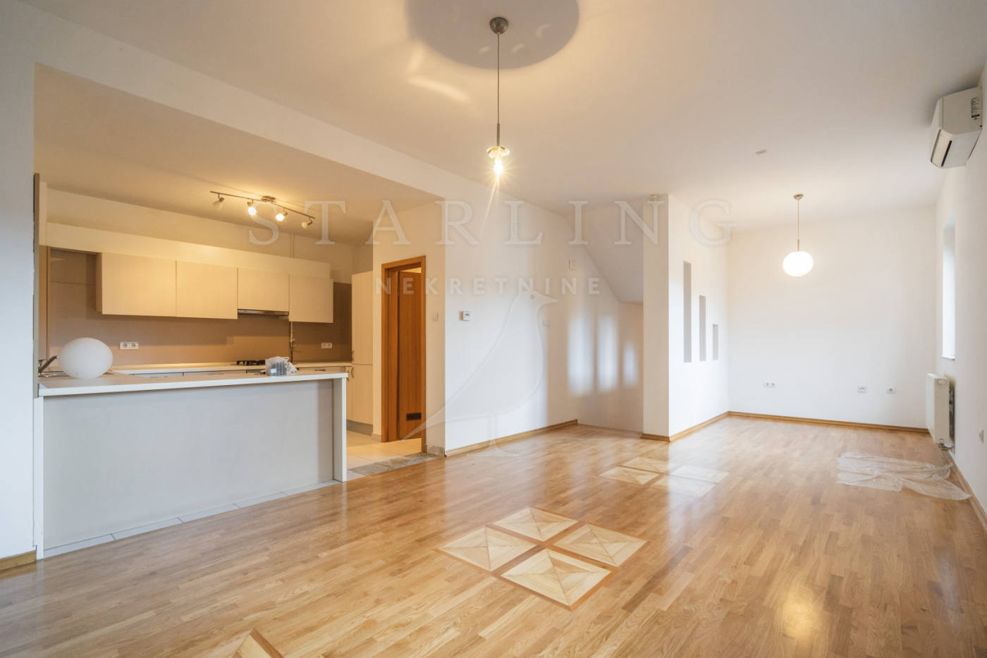 Квартира, 980 м², 248 201$ — FAKTOR