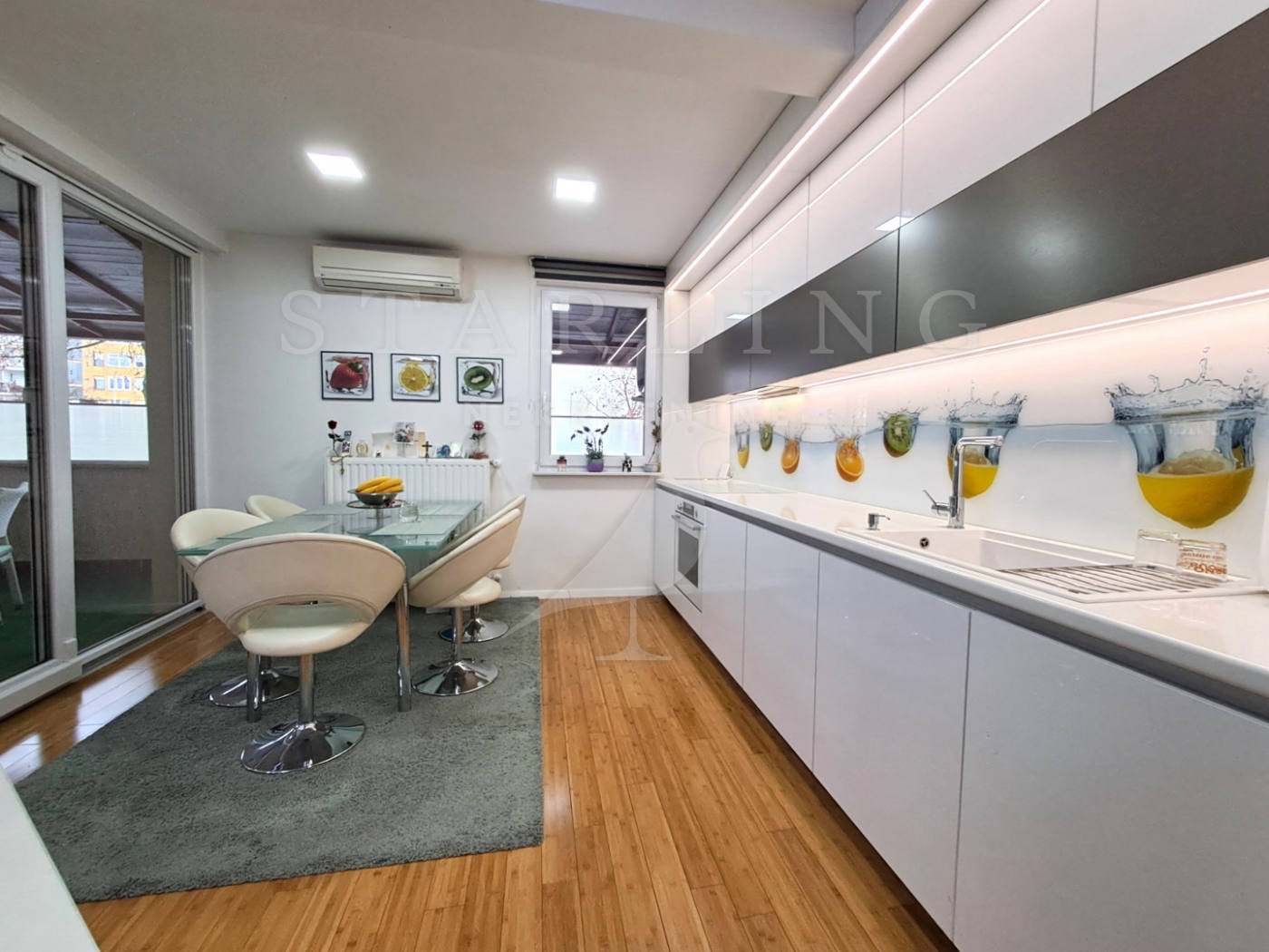 Квартира, 1077 м², 307 832$ — FAKTOR
