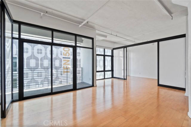 Квартира, 1090 м², 720 000$ — FAKTOR