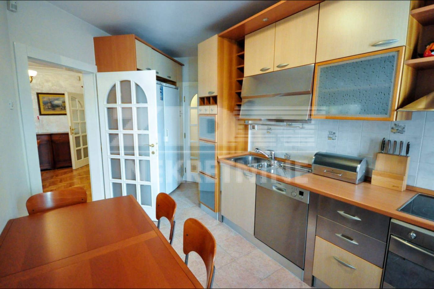 Квартира, 1389 м², 491 230$ — FAKTOR