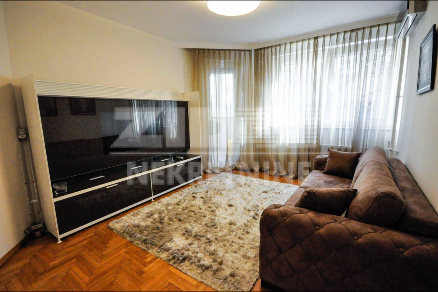 Квартира, 1389 м², 491 230$ — FAKTOR