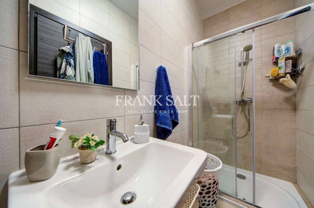 Квартира, 1324 м², 365 000$ — FAKTOR