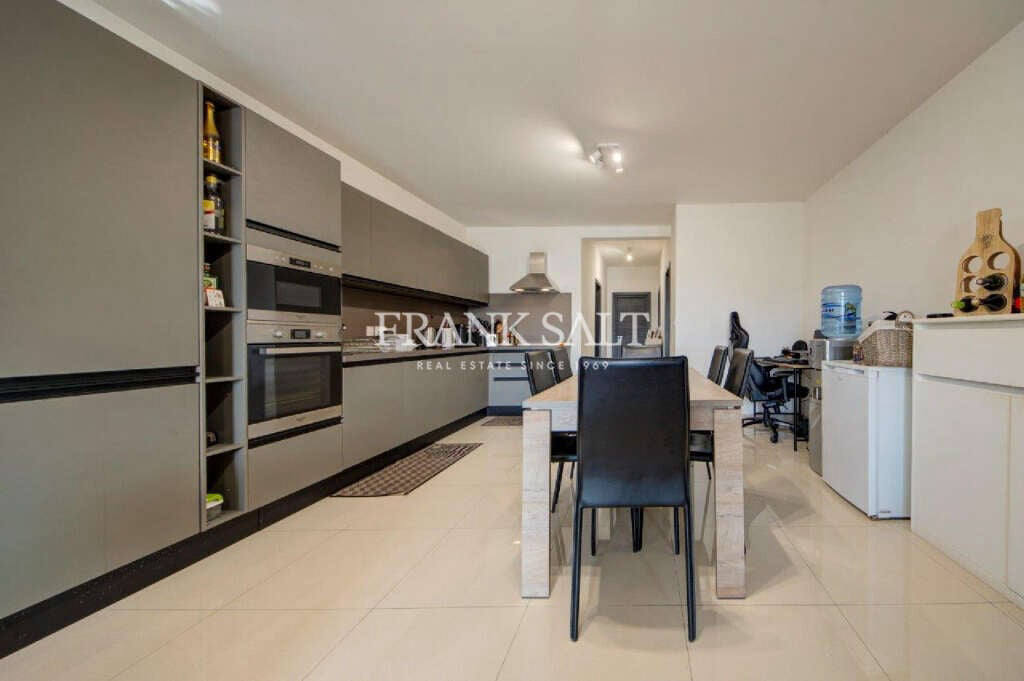 Квартира, 1324 м², 365 000$ — FAKTOR