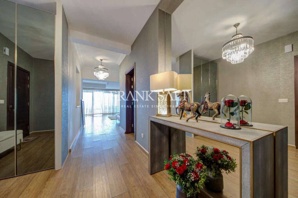 Квартира, 2174 м², 1 475 000$ — FAKTOR