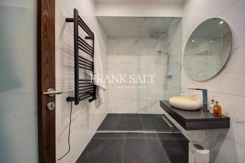 Квартира, 2174 м², 1 475 000$ — FAKTOR