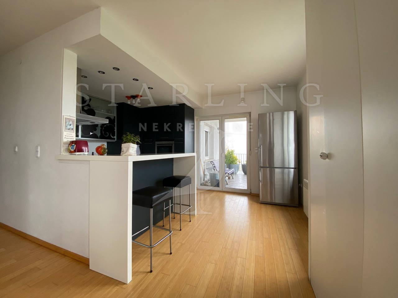 Квартира, 1443 м², 358 622$ — FAKTOR