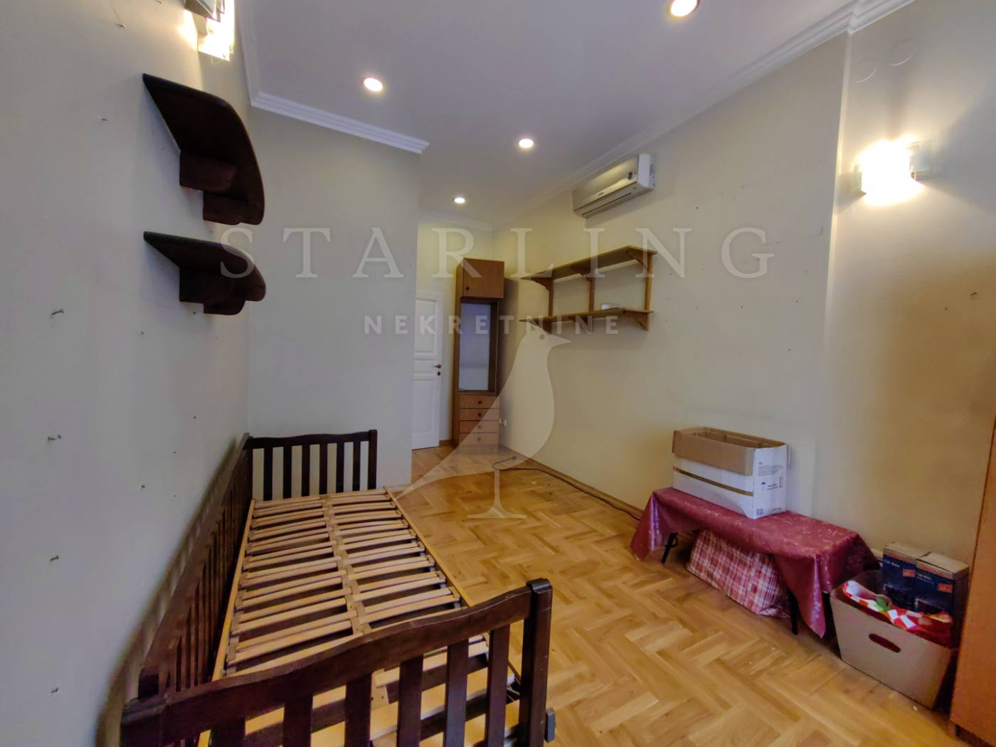 Квартира, 678 м², 205 832$ — FAKTOR