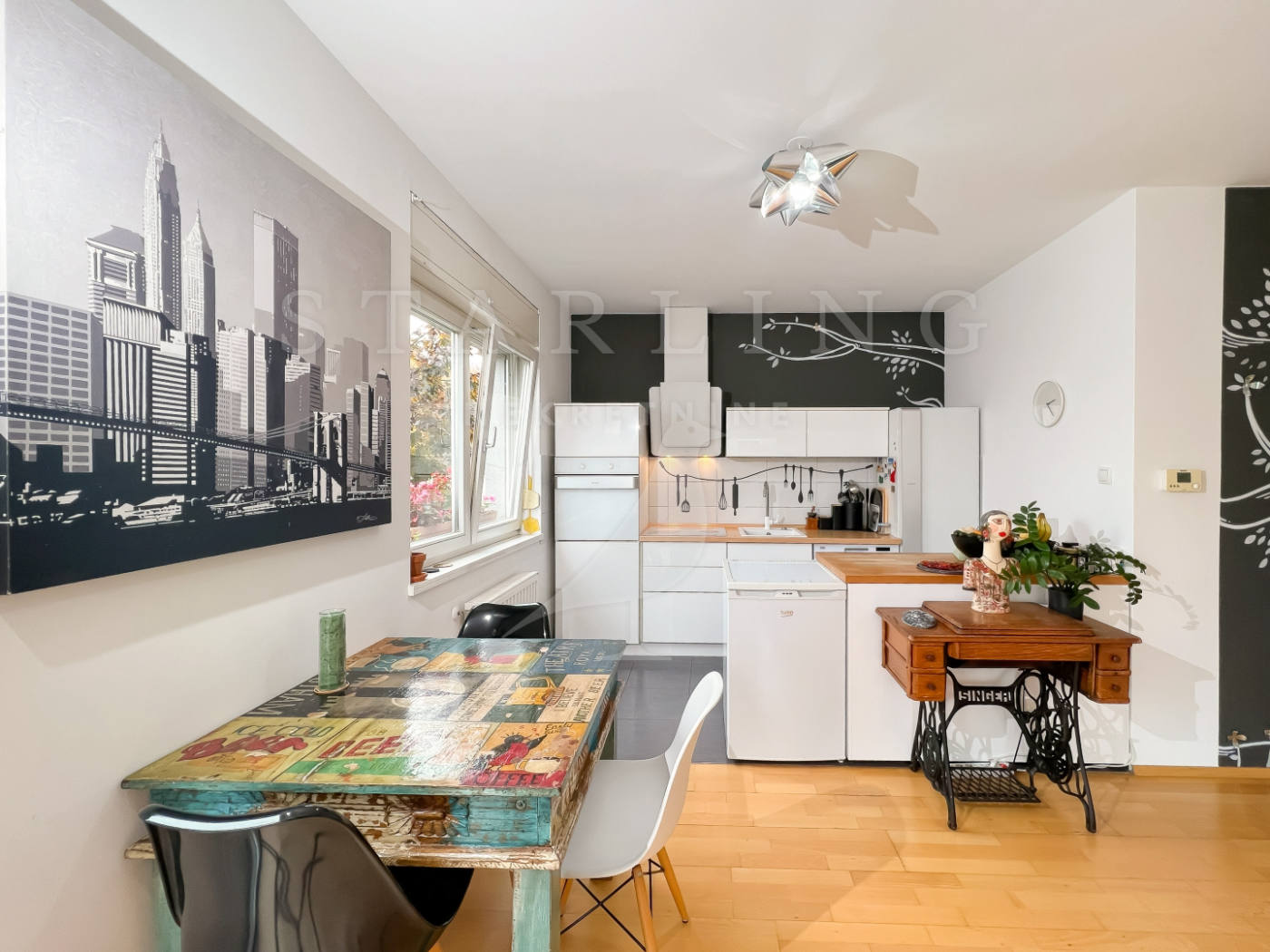 Квартира, 646 м², 185 590$ — FAKTOR