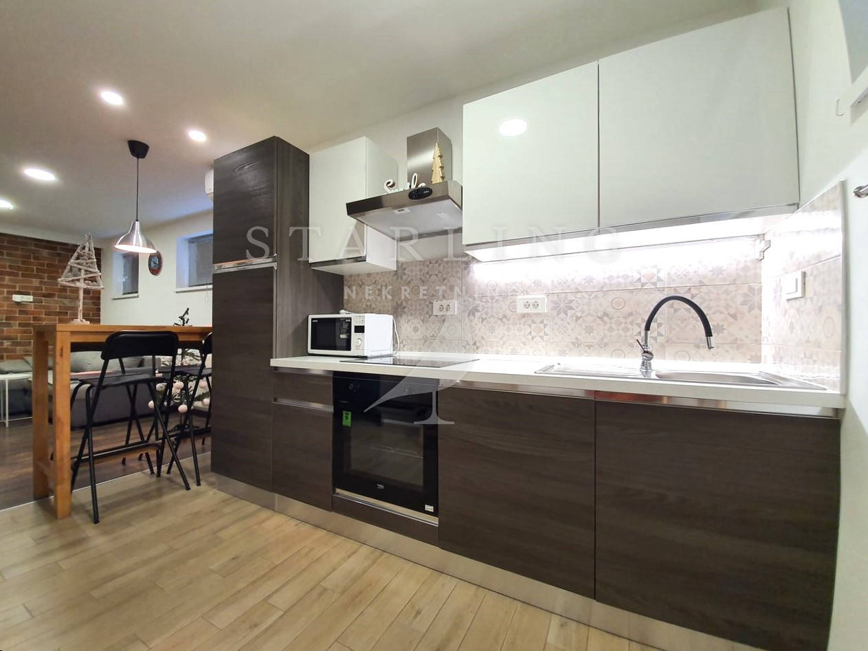 Квартира, 969 м², 246 503$ — FAKTOR