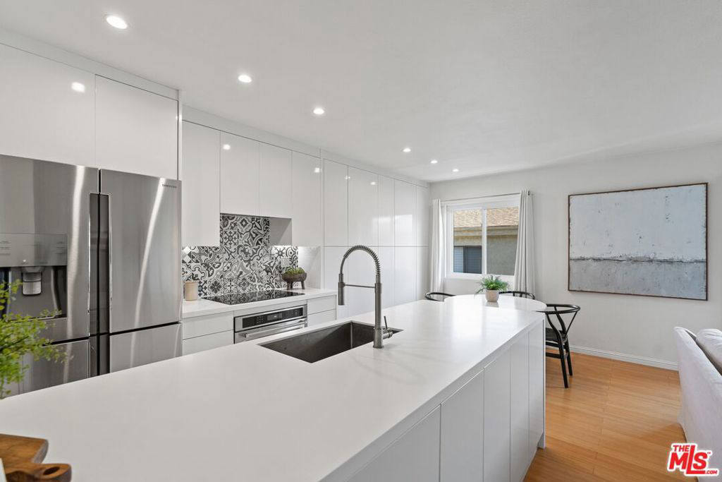 Квартира, 662 м², 749 000$ — FAKTOR
