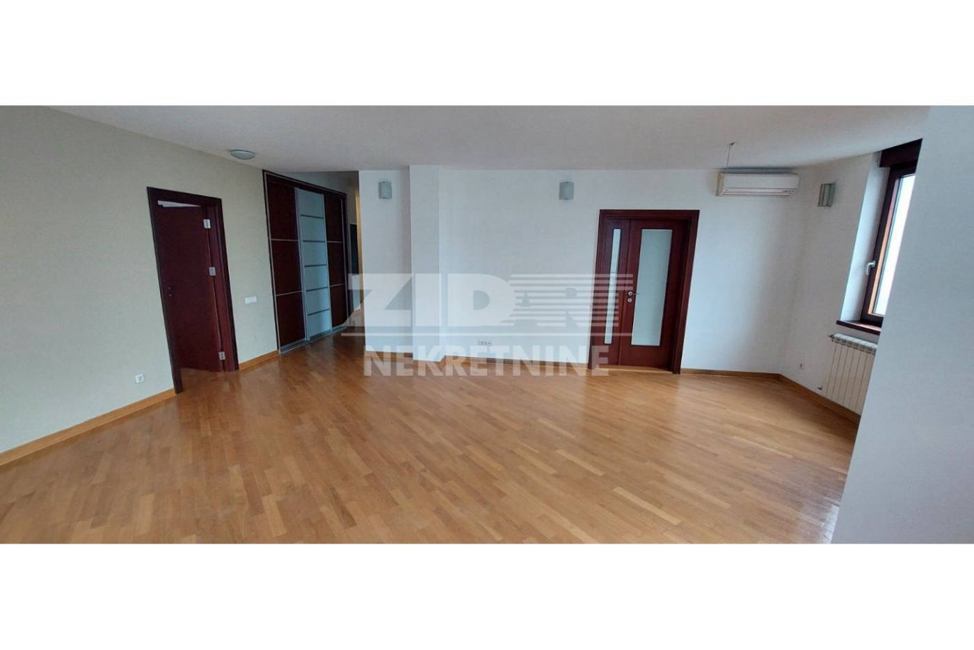 Квартира, 1130 м², 350 000$ — FAKTOR