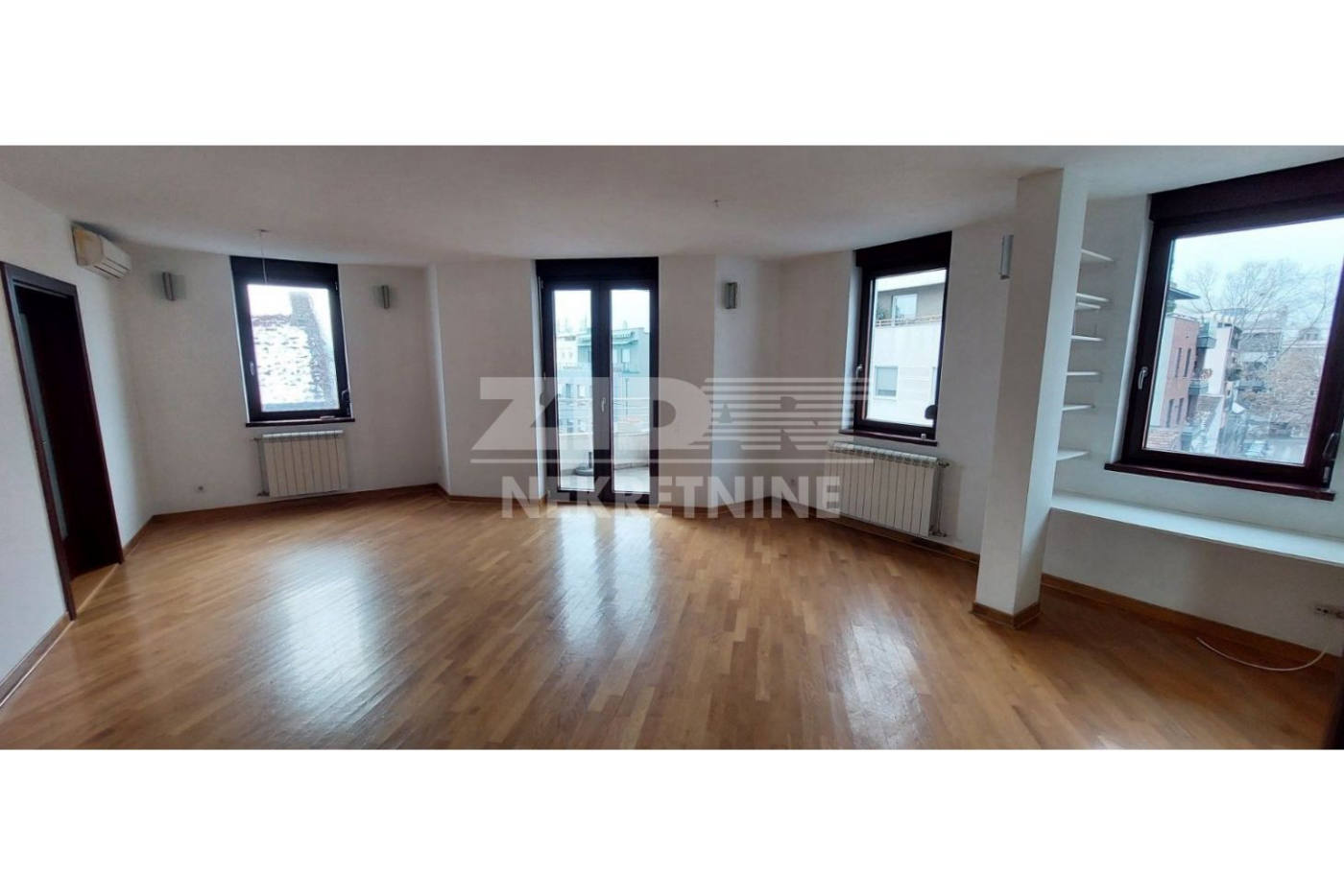 Квартира, 1130 м², 350 000$ — FAKTOR