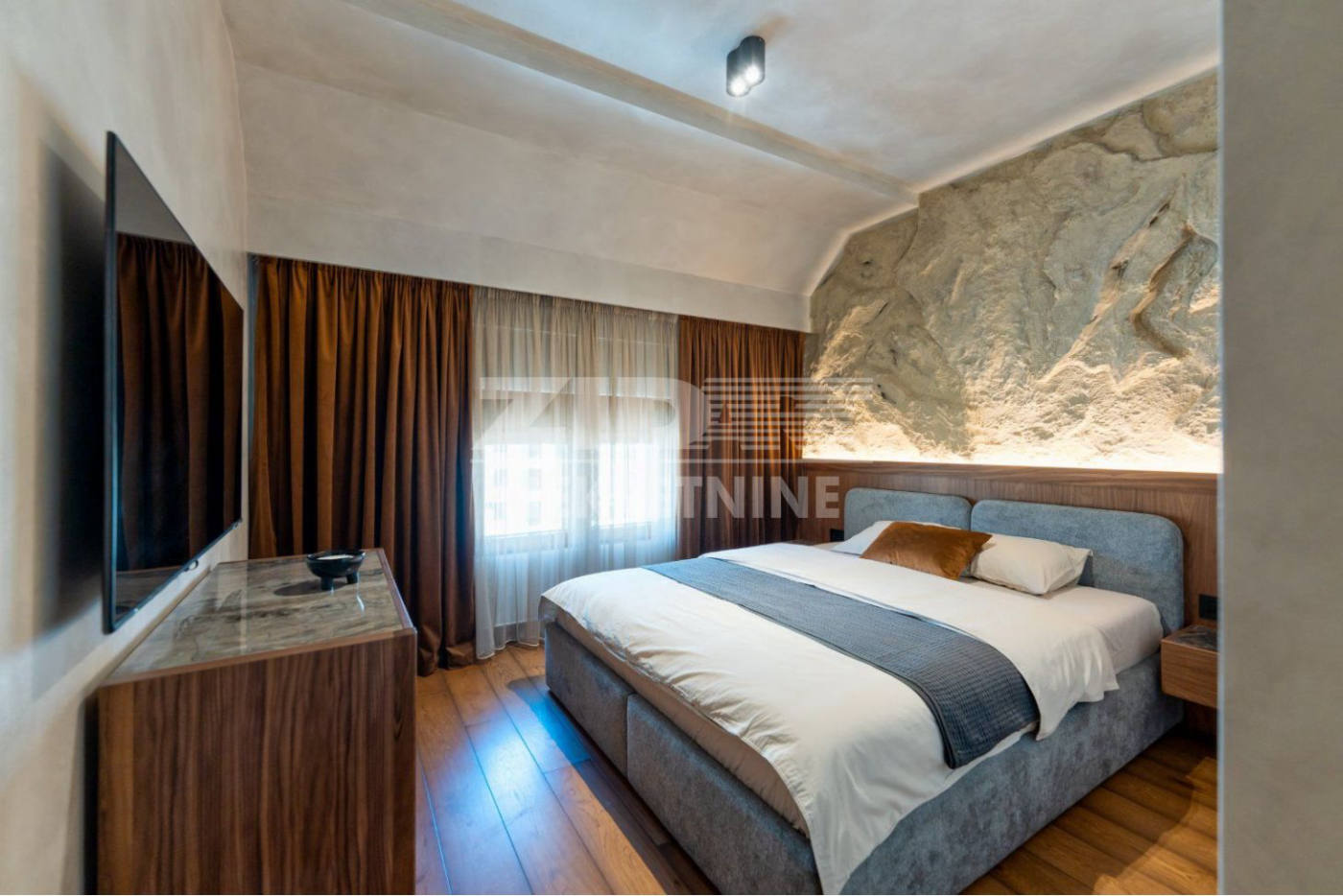 Квартира, 1130 м², 229 000$ — FAKTOR