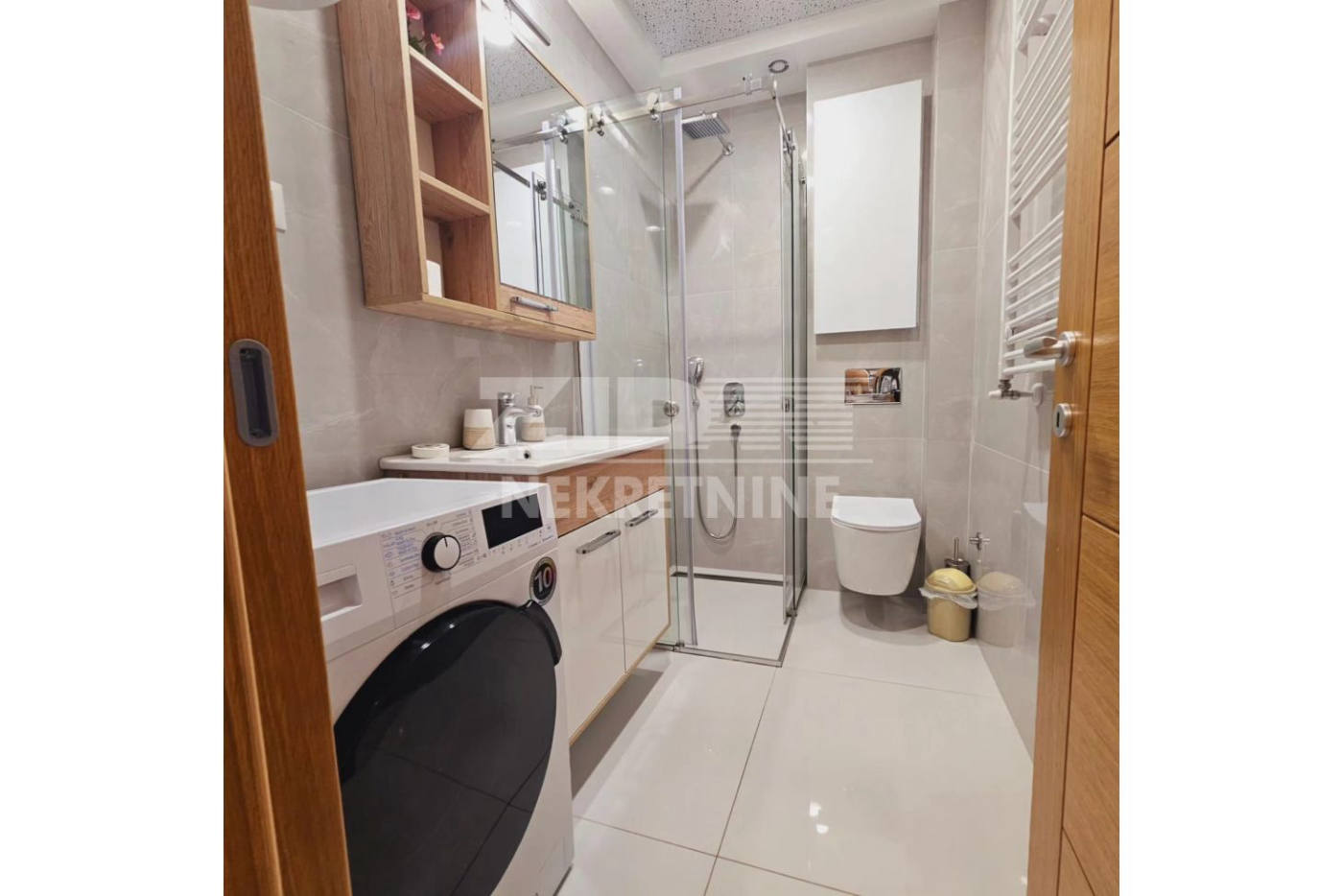 Квартира, 388 м², 95 581$ — FAKTOR
