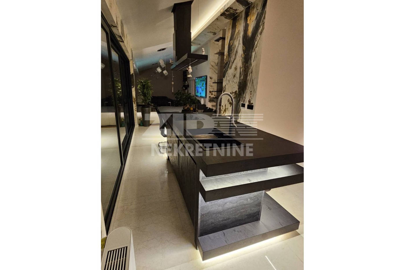 Квартира, 1679 м², 820 000$ — FAKTOR