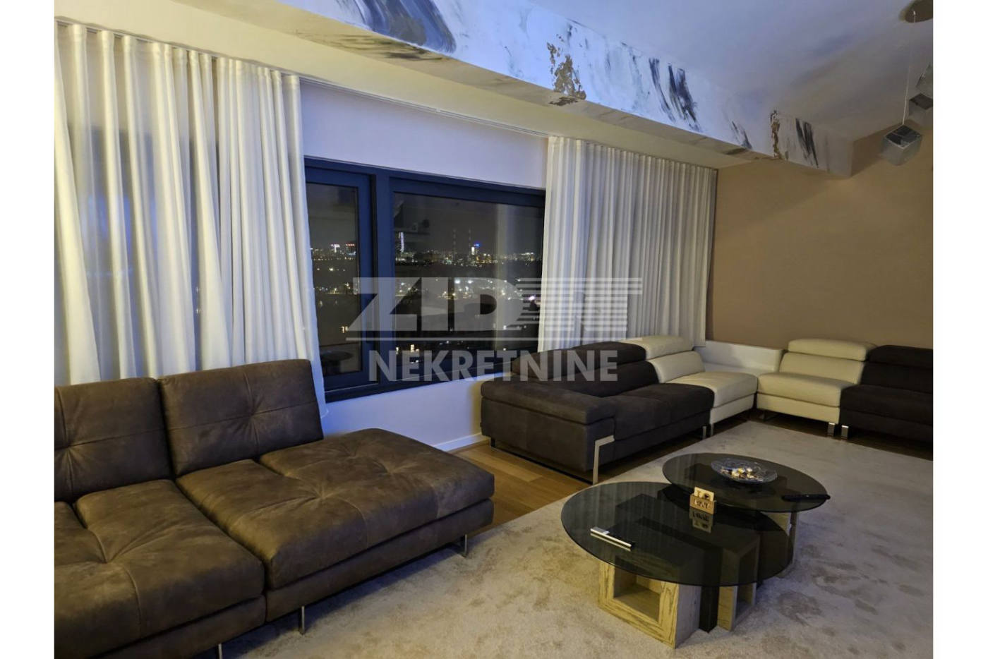 Квартира, 1679 м², 820 000$ — FAKTOR