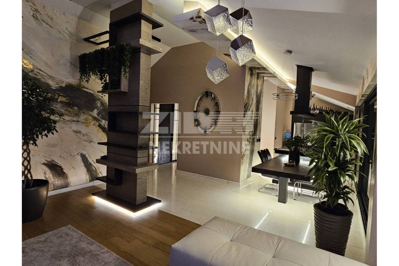 Квартира, 1679 м², 820 000$ — FAKTOR
