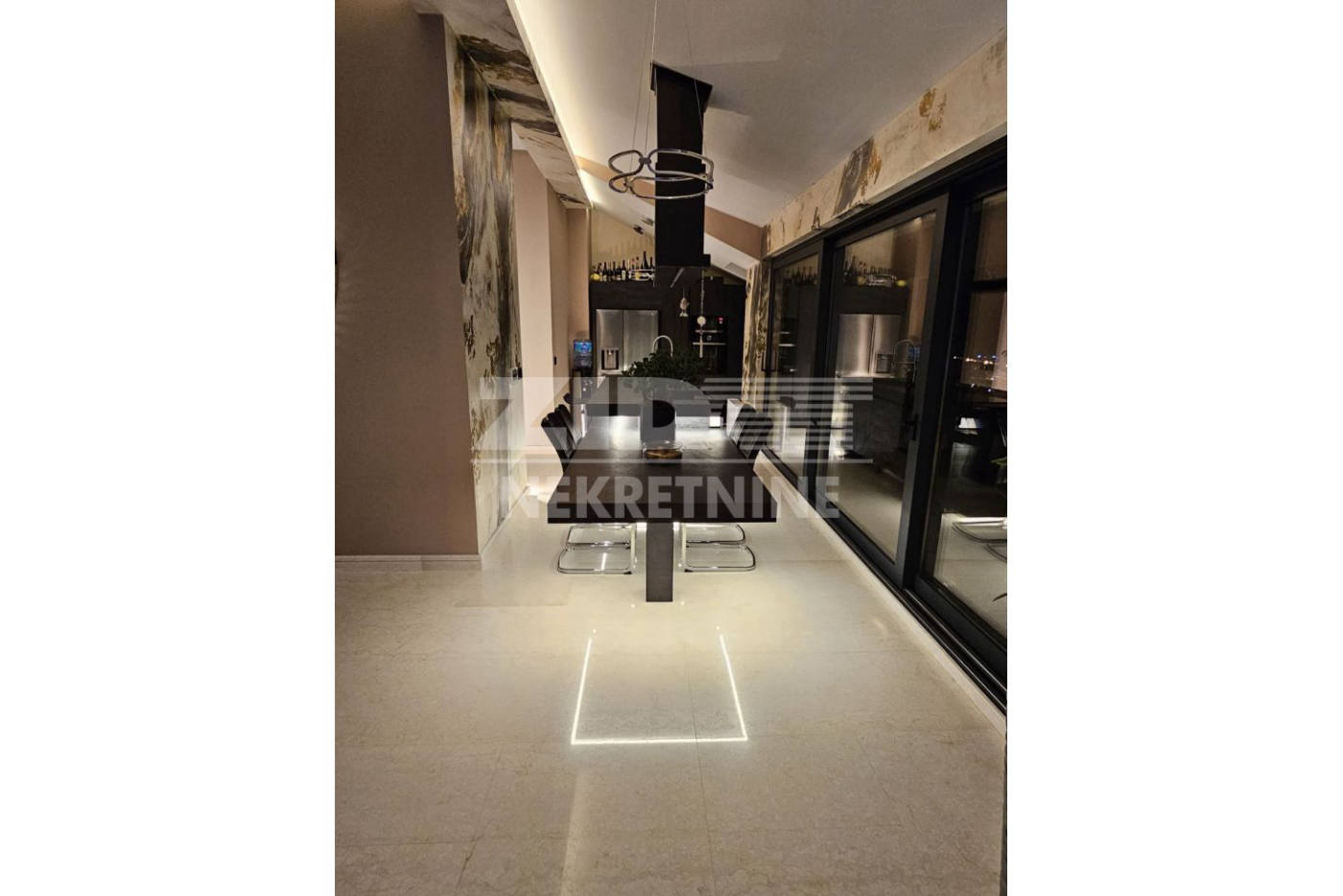 Квартира, 1679 м², 820 000$ — FAKTOR