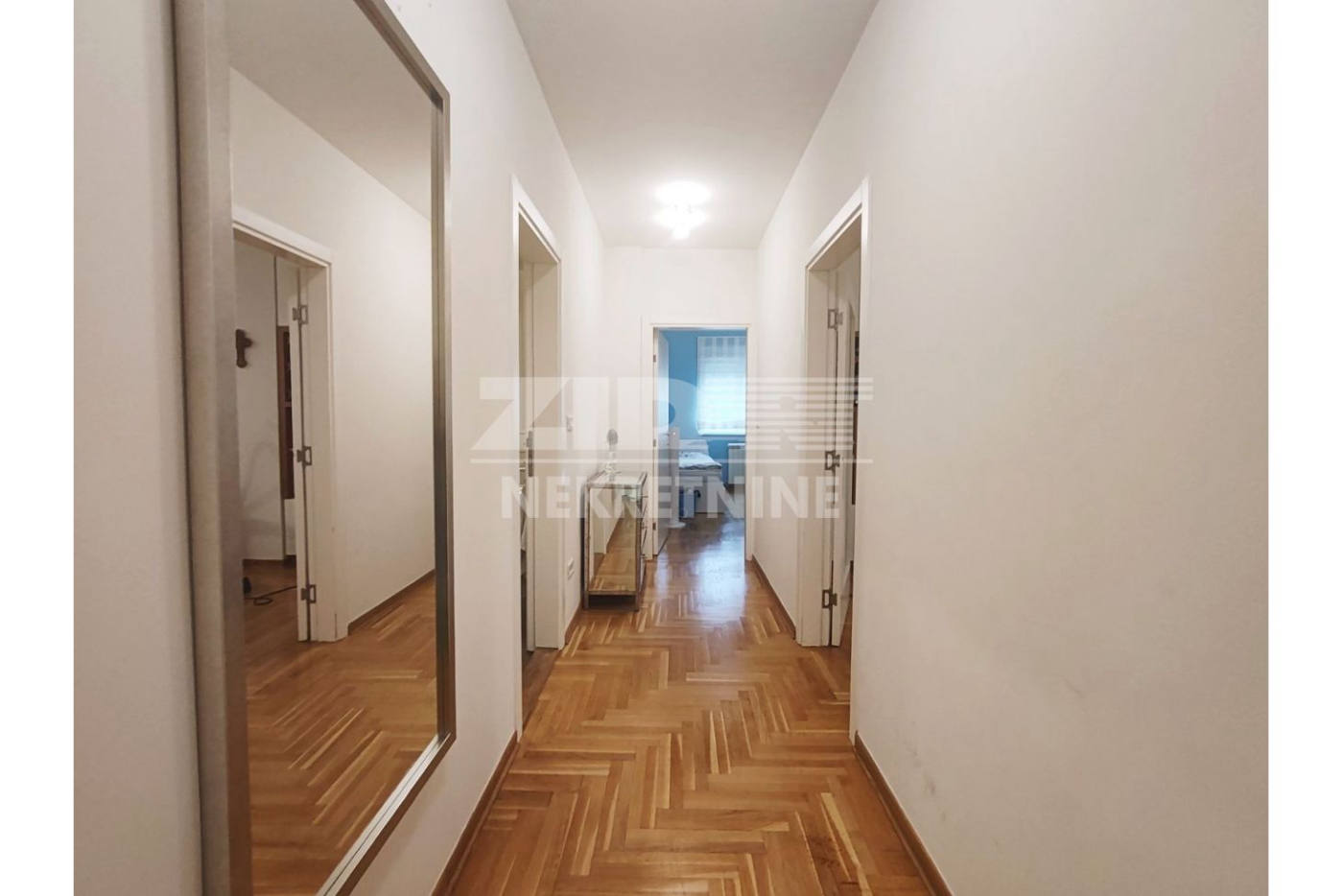 Квартира, 1033 м², 275 000$ — FAKTOR