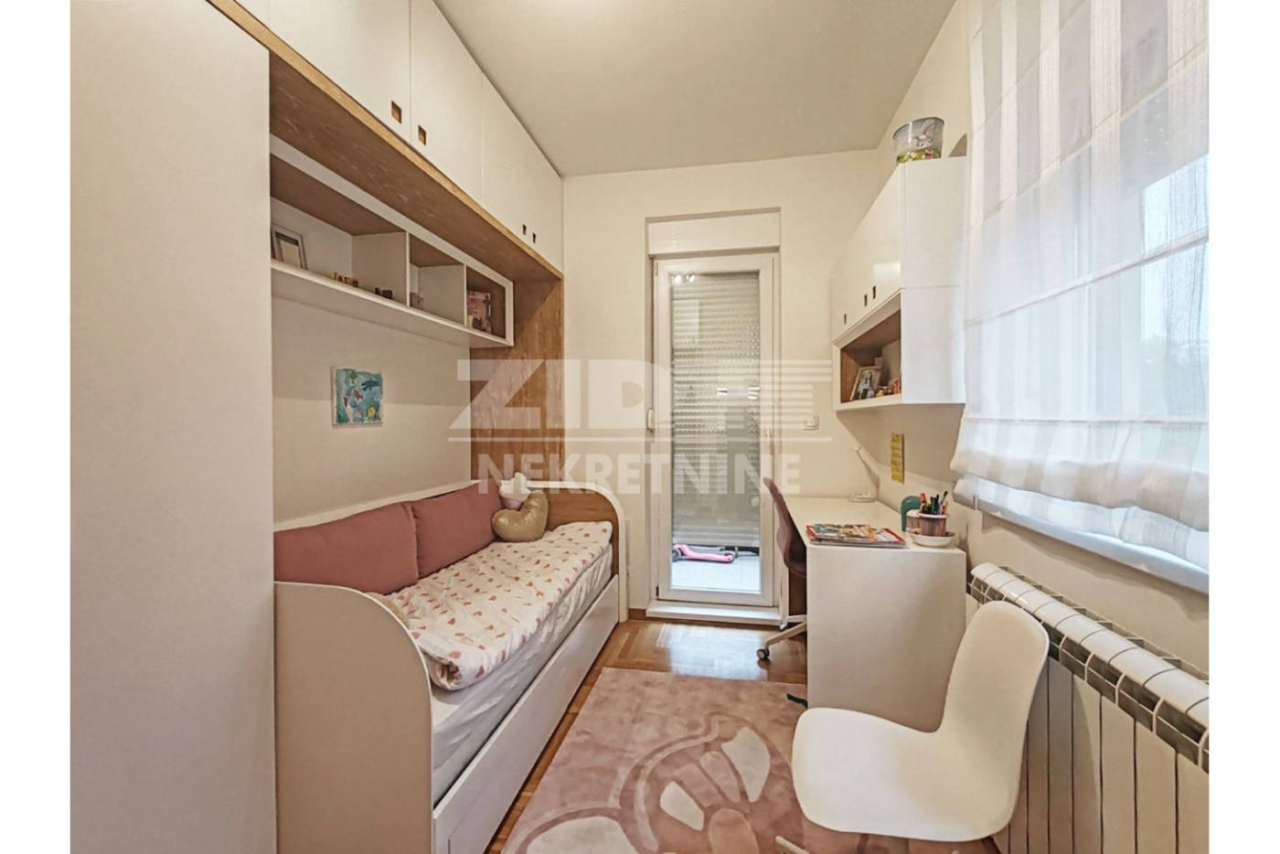 Квартира, 1033 м², 275 000$ — FAKTOR
