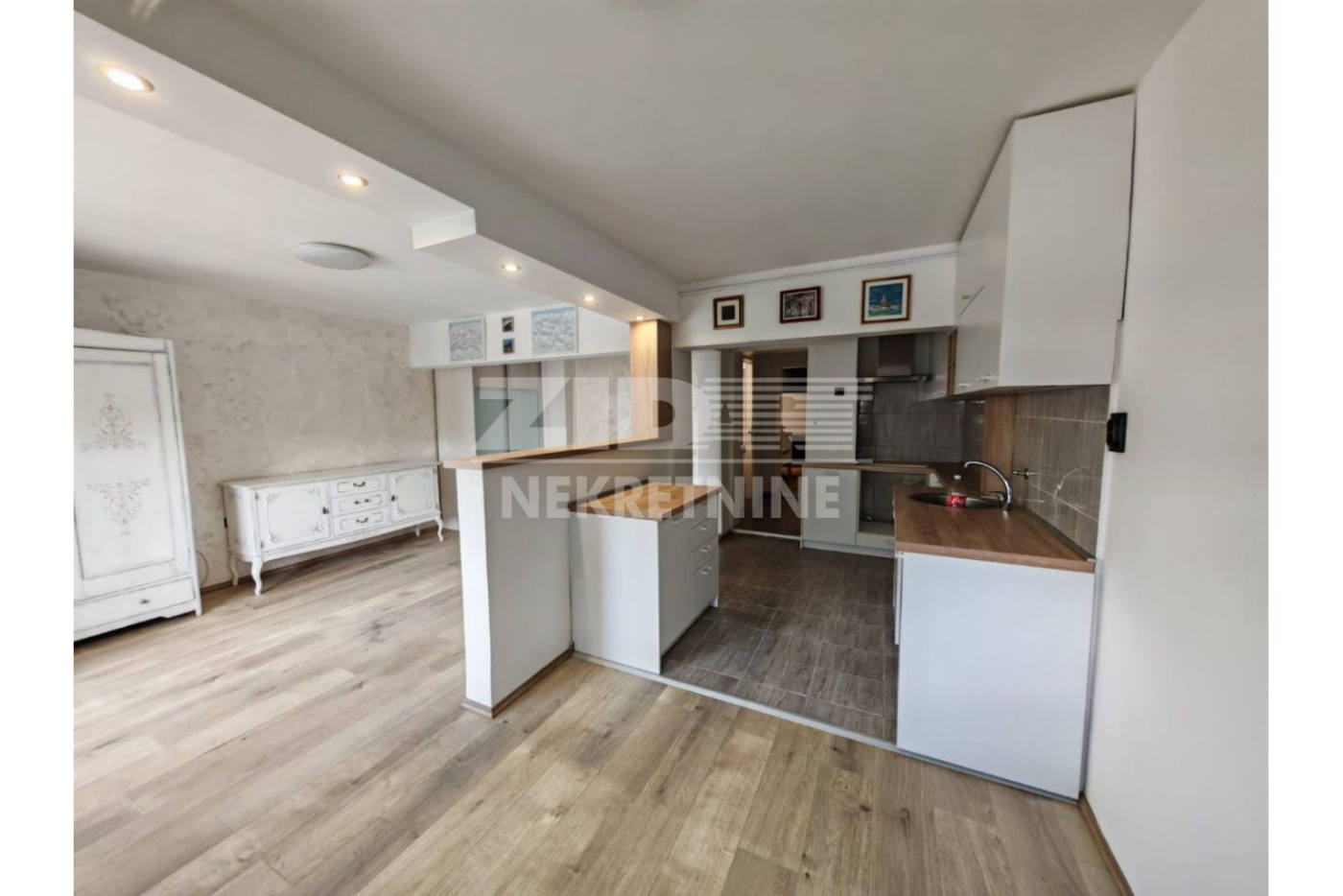 Квартира, 560 м², 74 900$ — FAKTOR