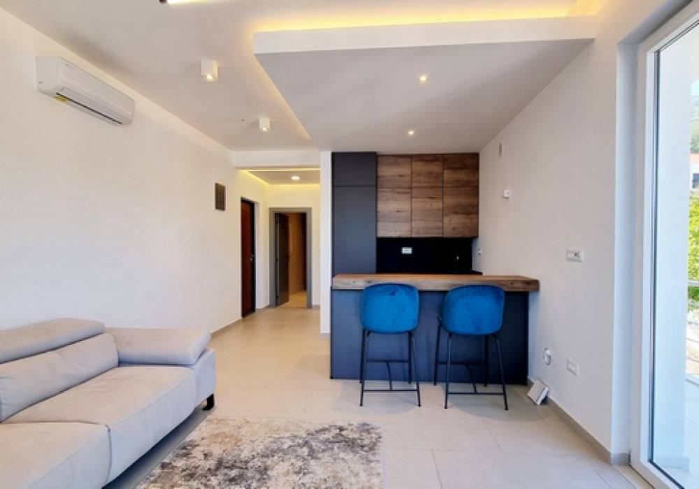 Квартира, 667 м², 198 000$ — FAKTOR